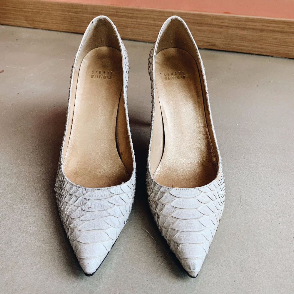 Stuart Weitzman "Nouveau" Python Pump - Picture 3 of 10